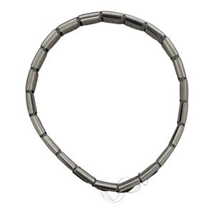 Interlocking Links 3/8" Lightweight Stretch Bracelet in Silver/Red